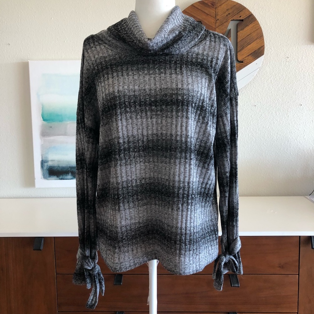 NWT Cowel Neck Long Sleeve